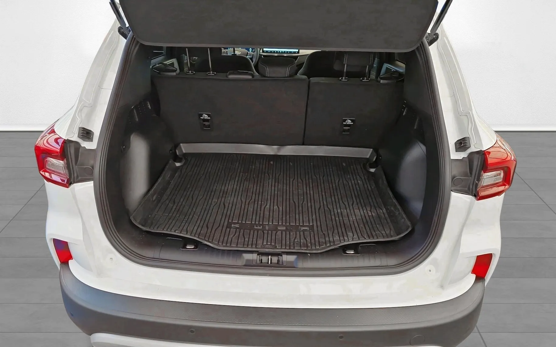 Zunanja slika - Ford Kuga - 2.5 Duratec FHEV Titanium CVT-SLO-LED-NAVI-KAMERA - 12