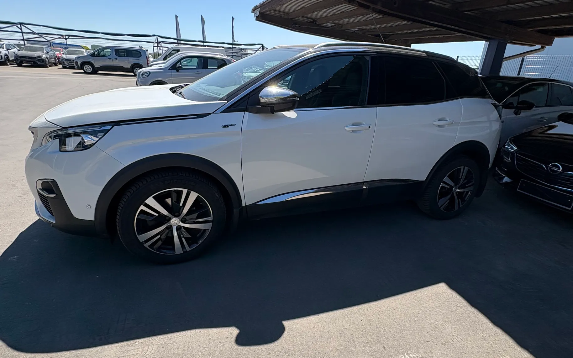 Zunanja slika - Peugeot 3008 - 2,0 BlueHDI 180 S&S GT Avt. - 1