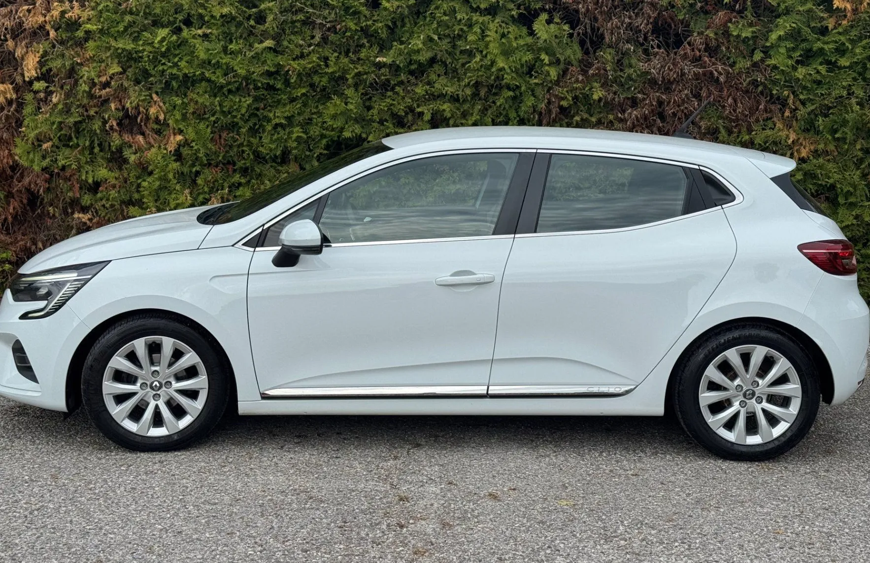 Zunanja slika - Renault Clio - TCe 90 Intens - vlečna kljuka - 5