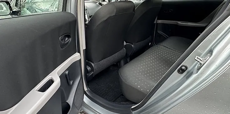 Zunanja slika - Toyota Yaris - 5V 1.4 D4-D Terra+ - 8