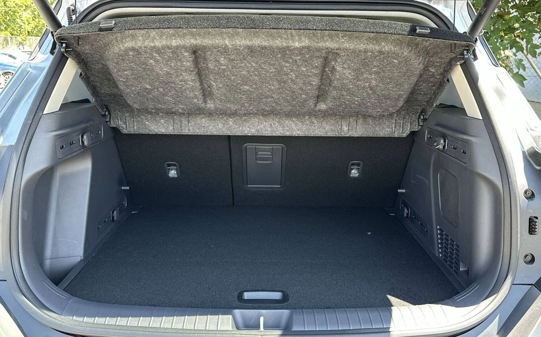 Notranja slika - KIA Seltos - 1.6 T-GDI STYLE 7DCT - 12