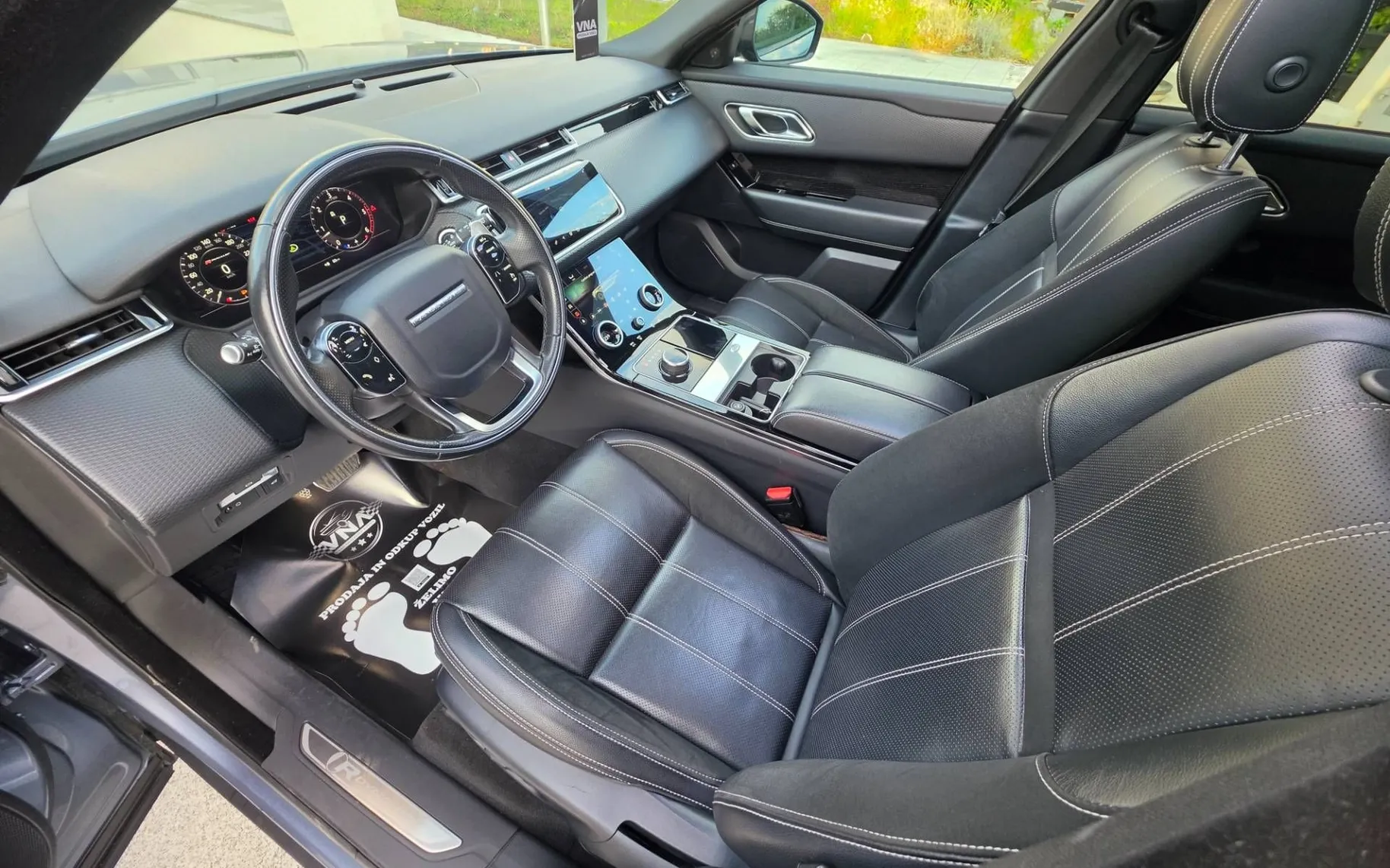 Notranja slika - Land Rover Range Rover Velar - 3.0 TDV6 R-Dynamic S Avt. |PANORAMA|MATRIX|ALU22| - 7