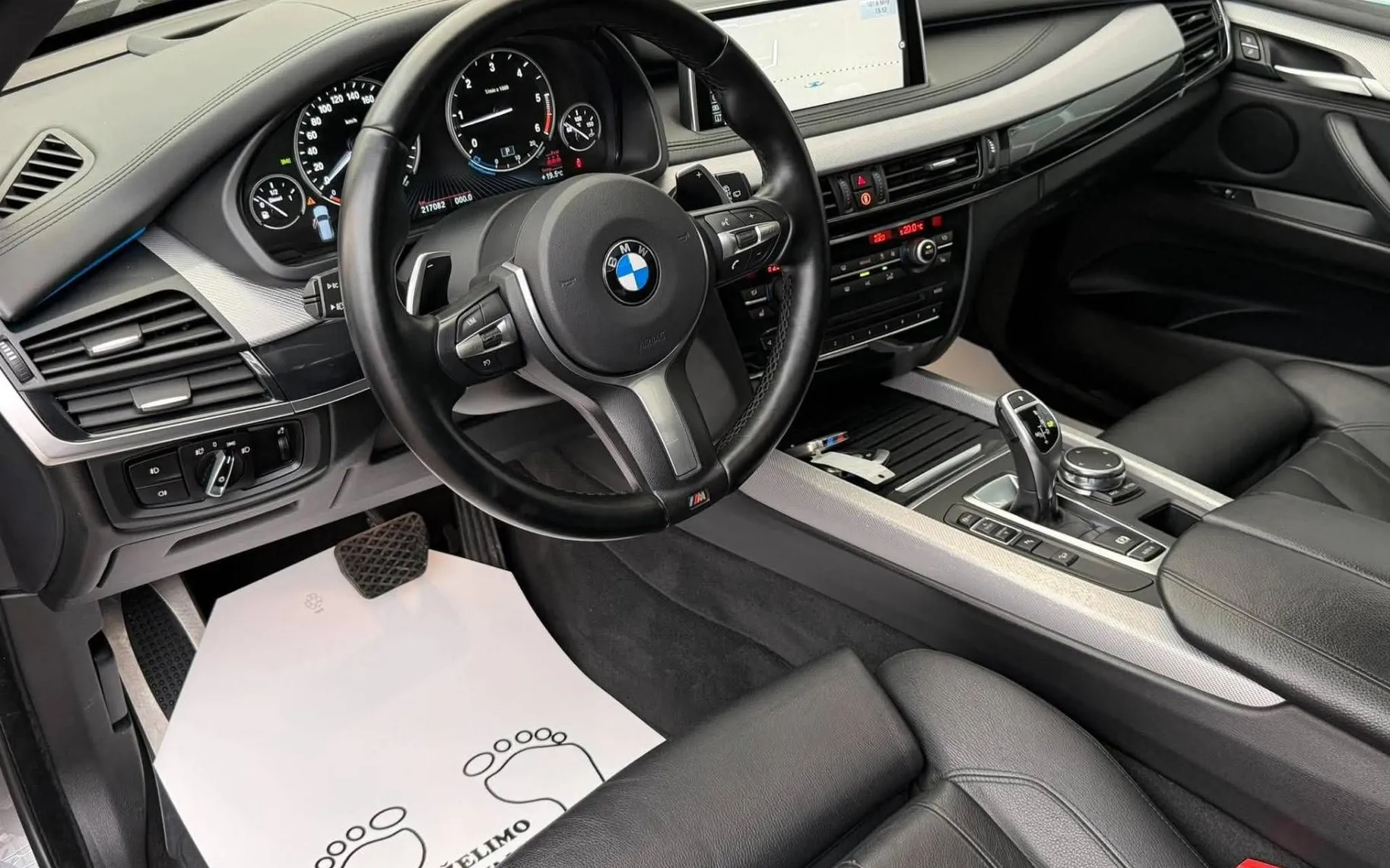 Notranja slika - BMW serija X5: - 3.0XD•AUT•M PAKET•PANO•FUL LED•MRTVI KOTI•KAMERA• - 8