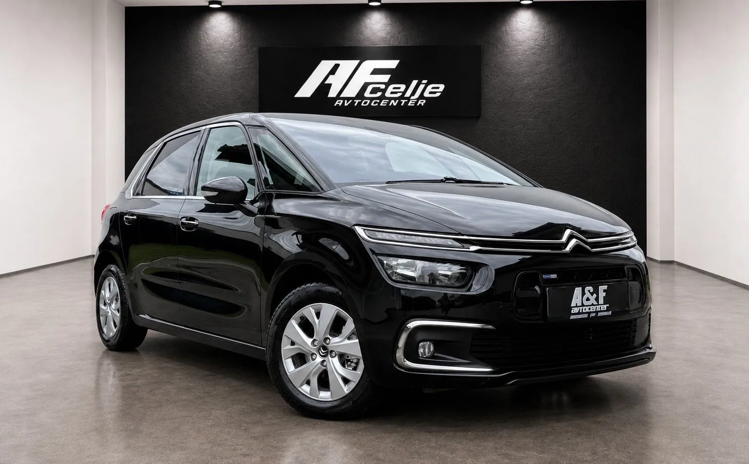 Zunanja slika - Citroën C4 Picasso - 1.2-157.000km-LED-NAVI-LIZING ZA TUJCE-ODLIČEN- - 3