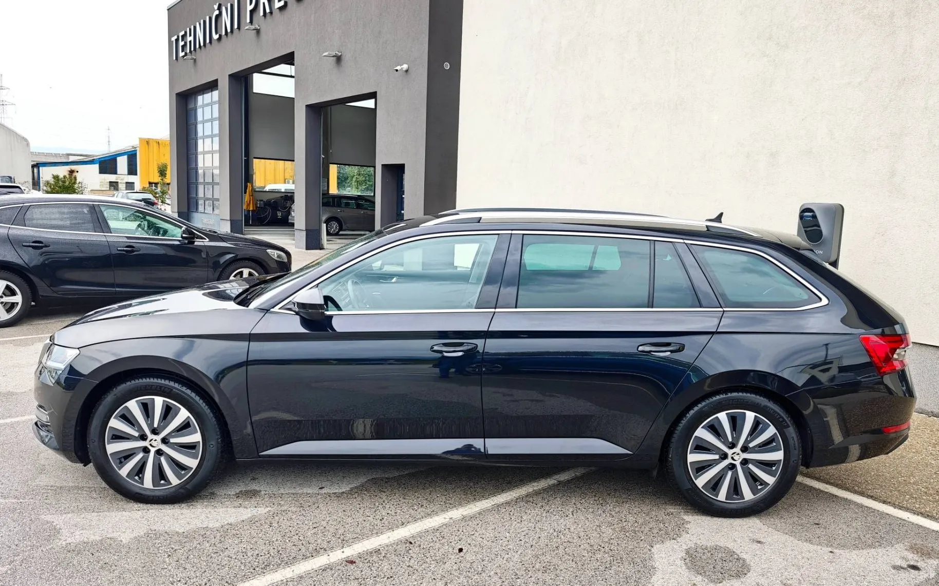 Zunanja slika - Škoda Superb - 2.0 TDI STYLE DSG ACC VIRTUAL MATRIX VL.KLJUKA... - 6
