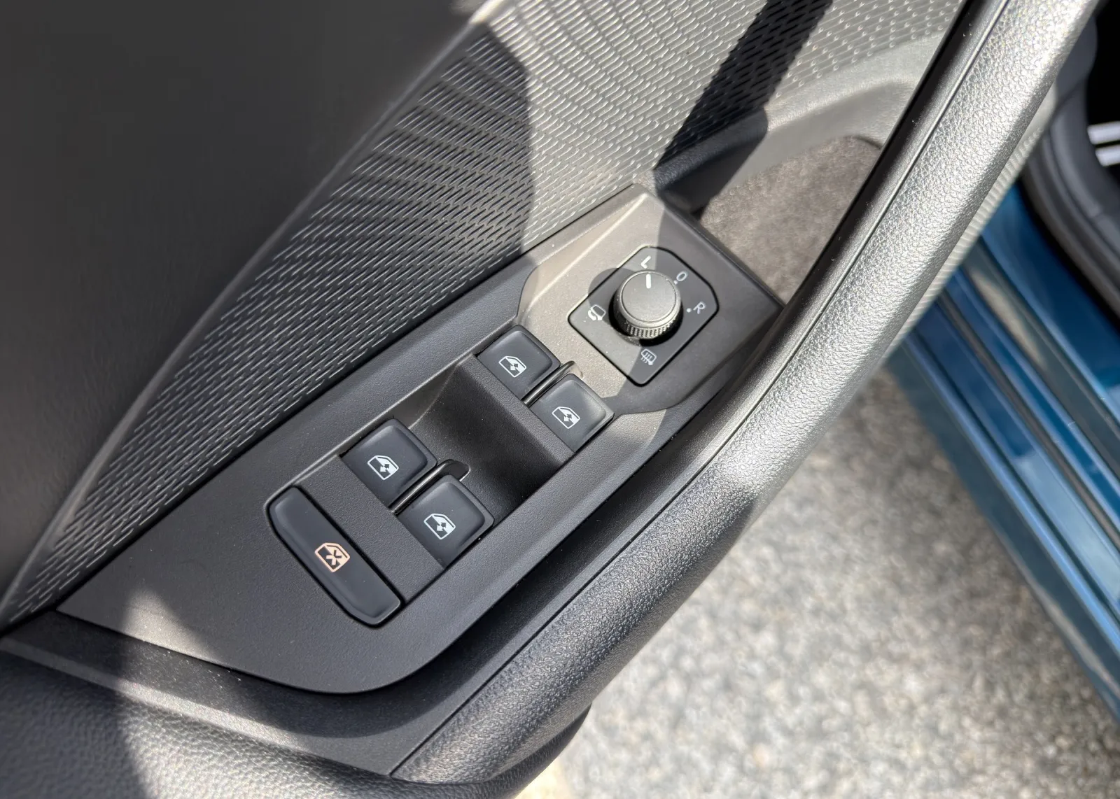 Zunanja slika - Škoda Octavia - Combi 2,0 TDI - 14