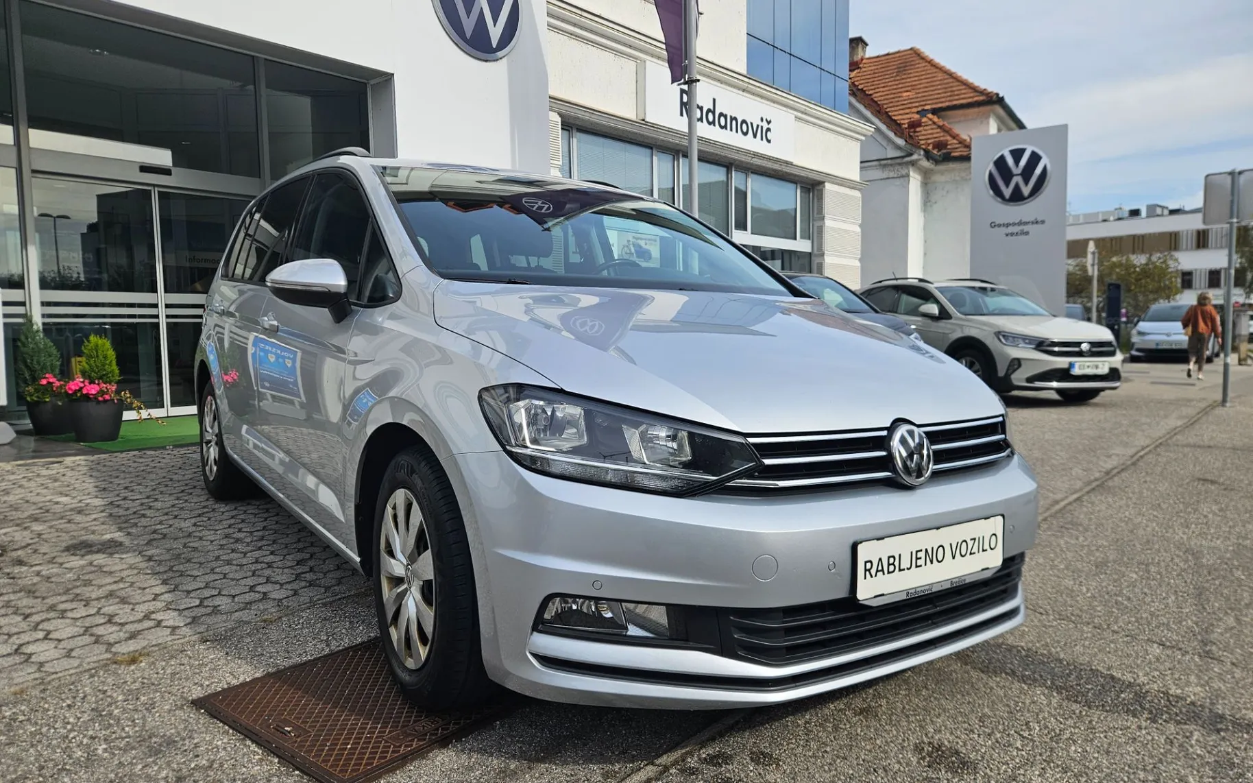 Zunanja slika - Volkswagen Touran - 1.6 TDI Comfortline 85kW - 1