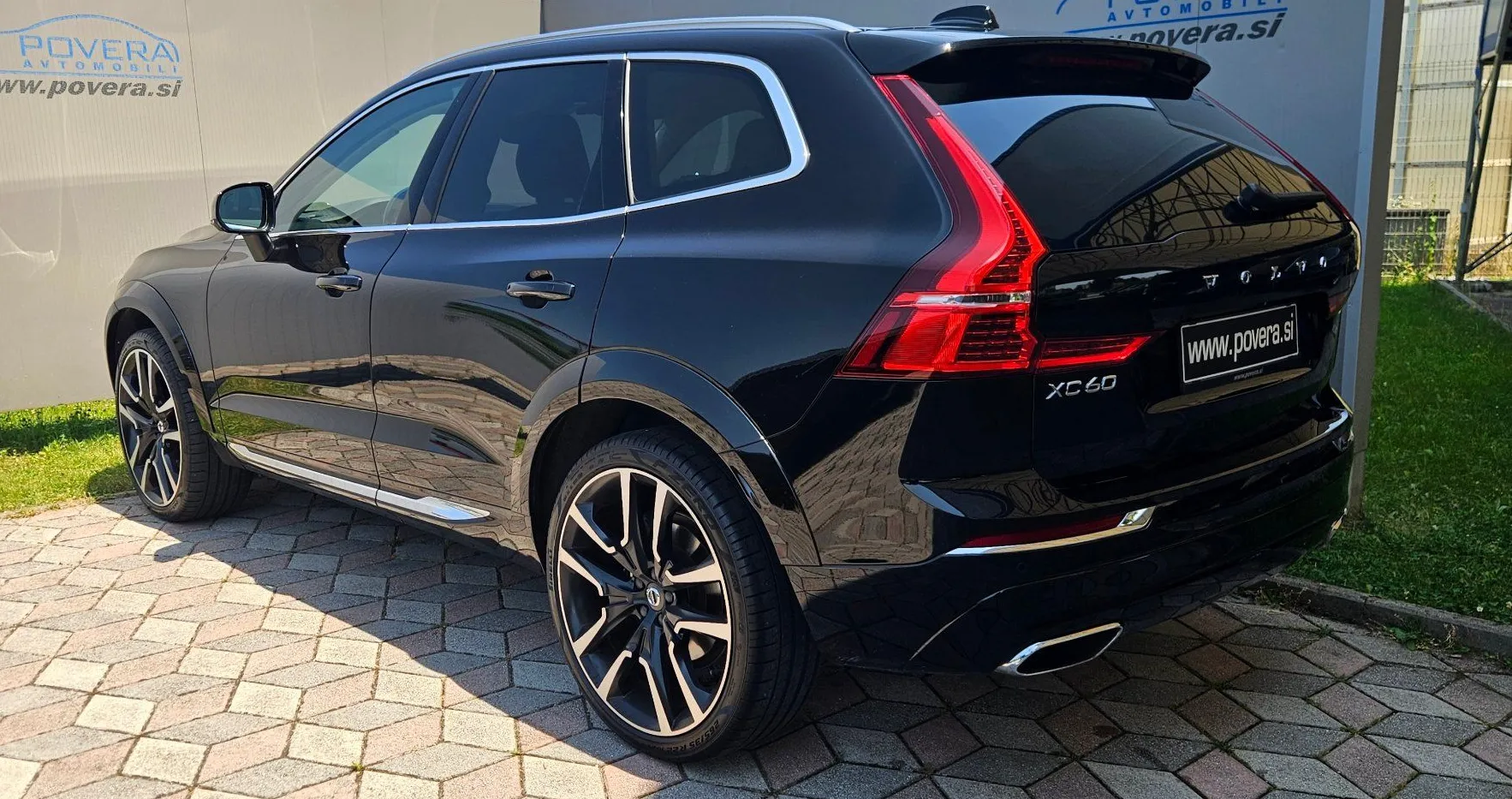 Zunanja slika - Volvo XC60 - B4D AWD Inscription Luxe Avt.+22 COL+2x Memory - 8