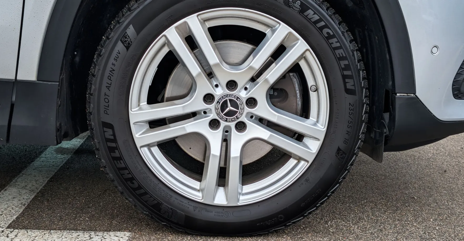 Zunanja slika - Mercedes-Benz GLA-Razred - GLA 220d 4M LED Ambient. Kamera Aktiv. tempomat - 19