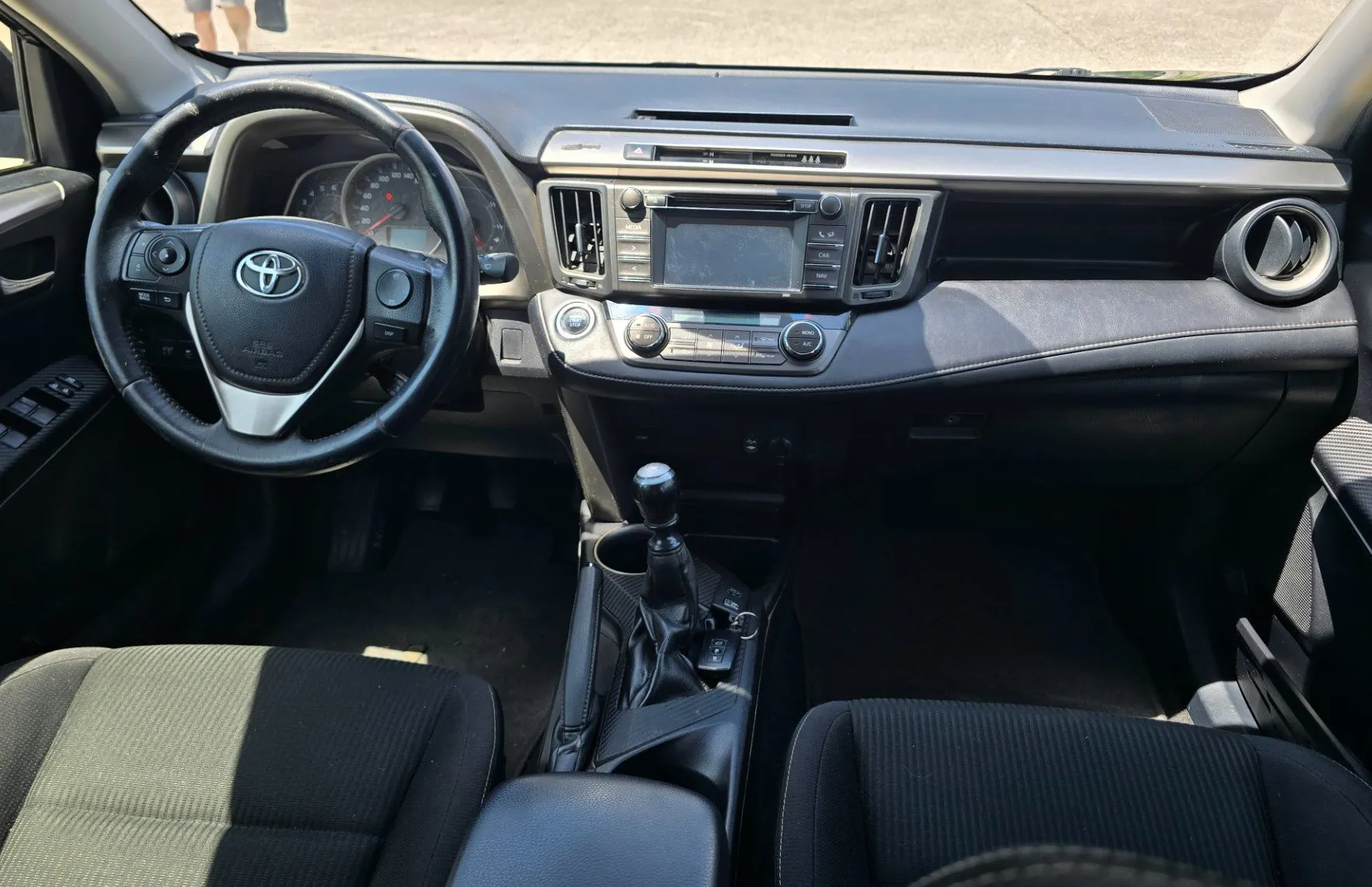 Zunanja slika - Toyota RAV4 - 2.0 D-4D 4x4 Elegant - 13