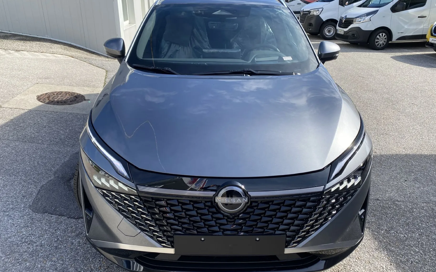 Zunanja slika - Nissan Qashqai - 1.3 DIG-T 4x4 158 X-T TEKNA SUN - 4