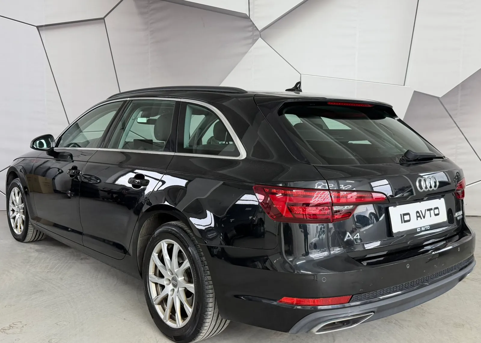 Zunanja slika - Audi A4 - AVANT 40 TDNI QUATTRO - 7