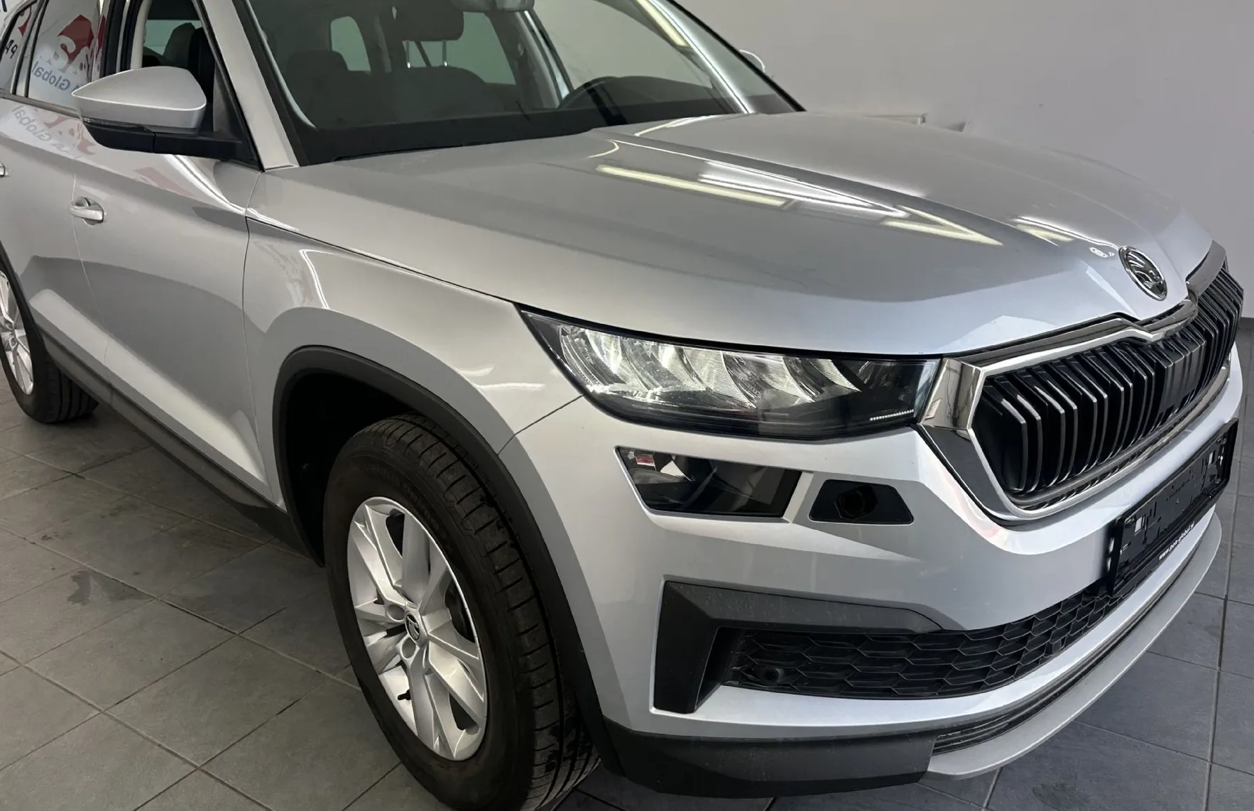 Zunanja slika - Škoda Kodiaq - 2.0 TDI 110kW DSG.NEMŠKI+4ALU.KAMERA.ACC.GRE.SEDEŽ - 2
