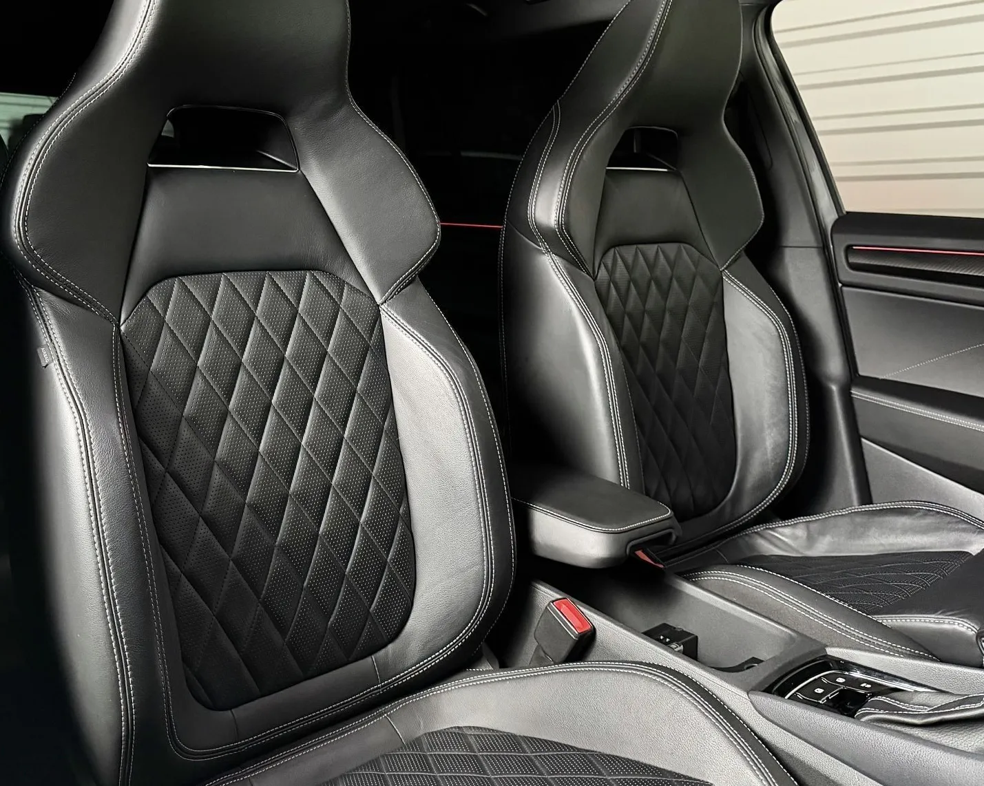 Zunanja slika - Škoda Kodiaq - 2.0 TDI SPORTLINE DSG - PANO - HLAJ GRET SED. - 14