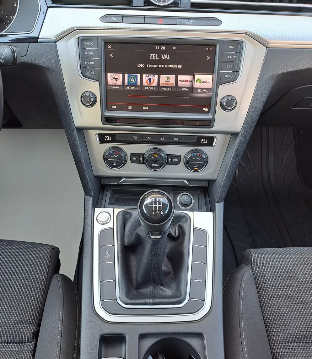 Zunanja slika - Volkswagen Passat - Variant 2.0 TDI BMT Comfortline - 8
