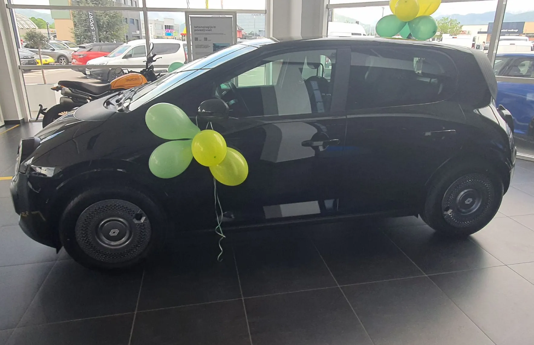 Zunanja slika - Renault Twingo - E-Tech Evolution - 4