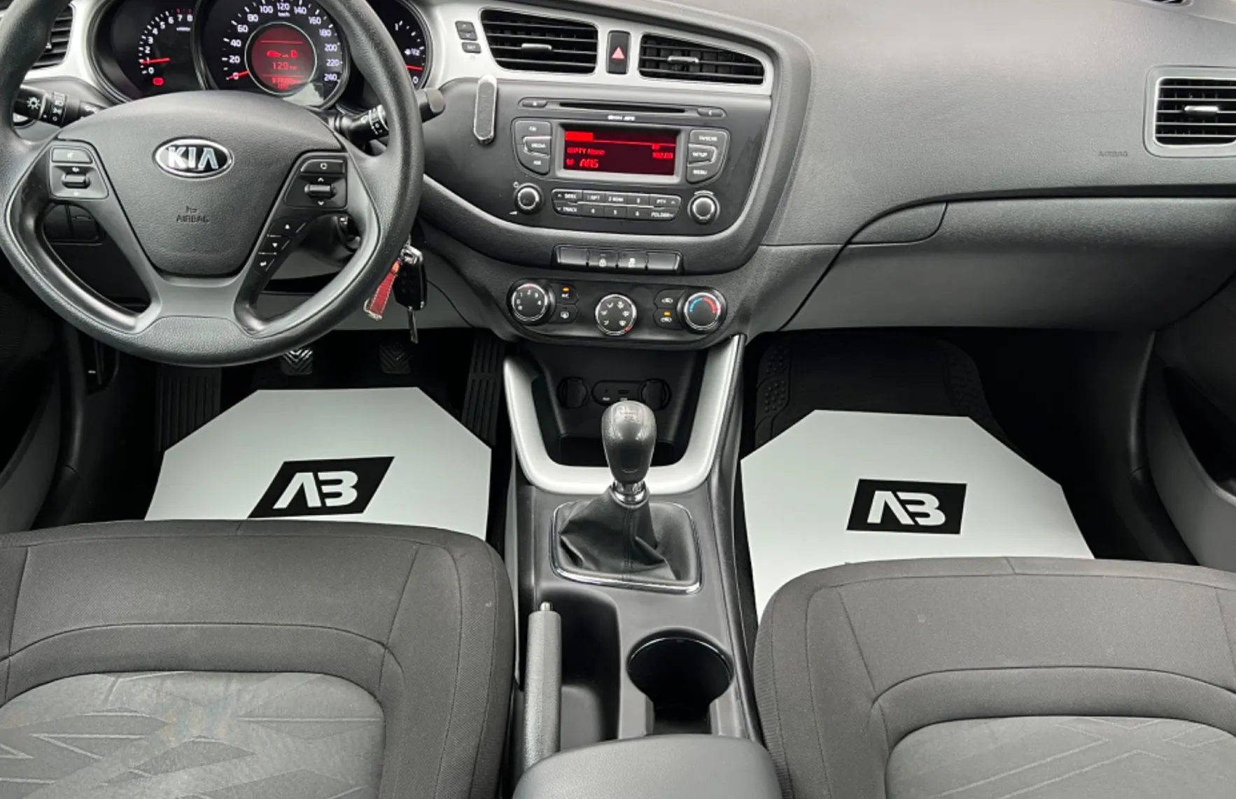 Zunanja slika - KIA Pro_Ceed - 1.4 CVVT+SLO+SAMO 97.888km+USB - 11