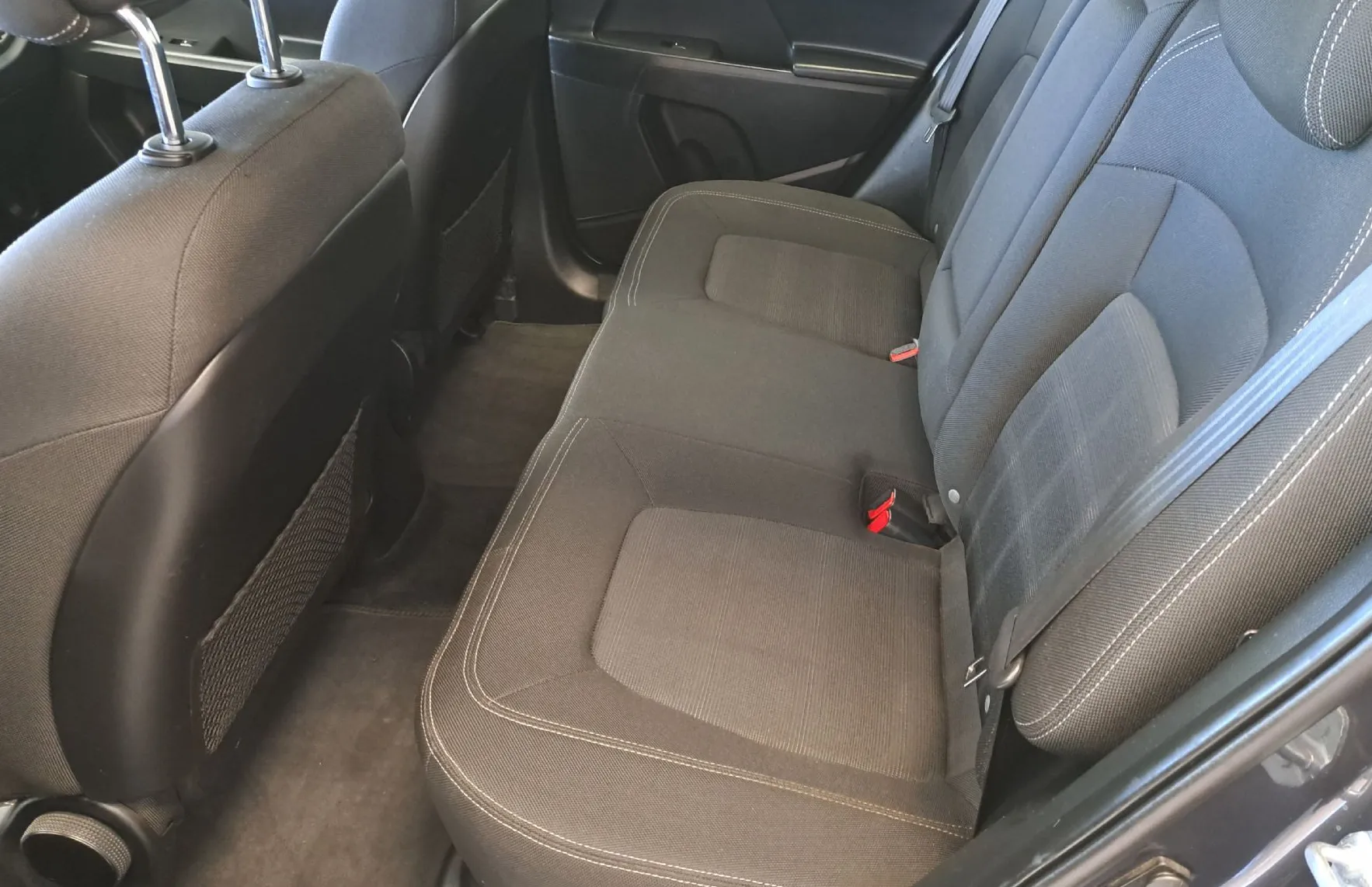 Zunanja slika - KIA Sportage - 2.0 bencinski 120kW Urban-HITRI KREDIT-ODLIČEN- - 15