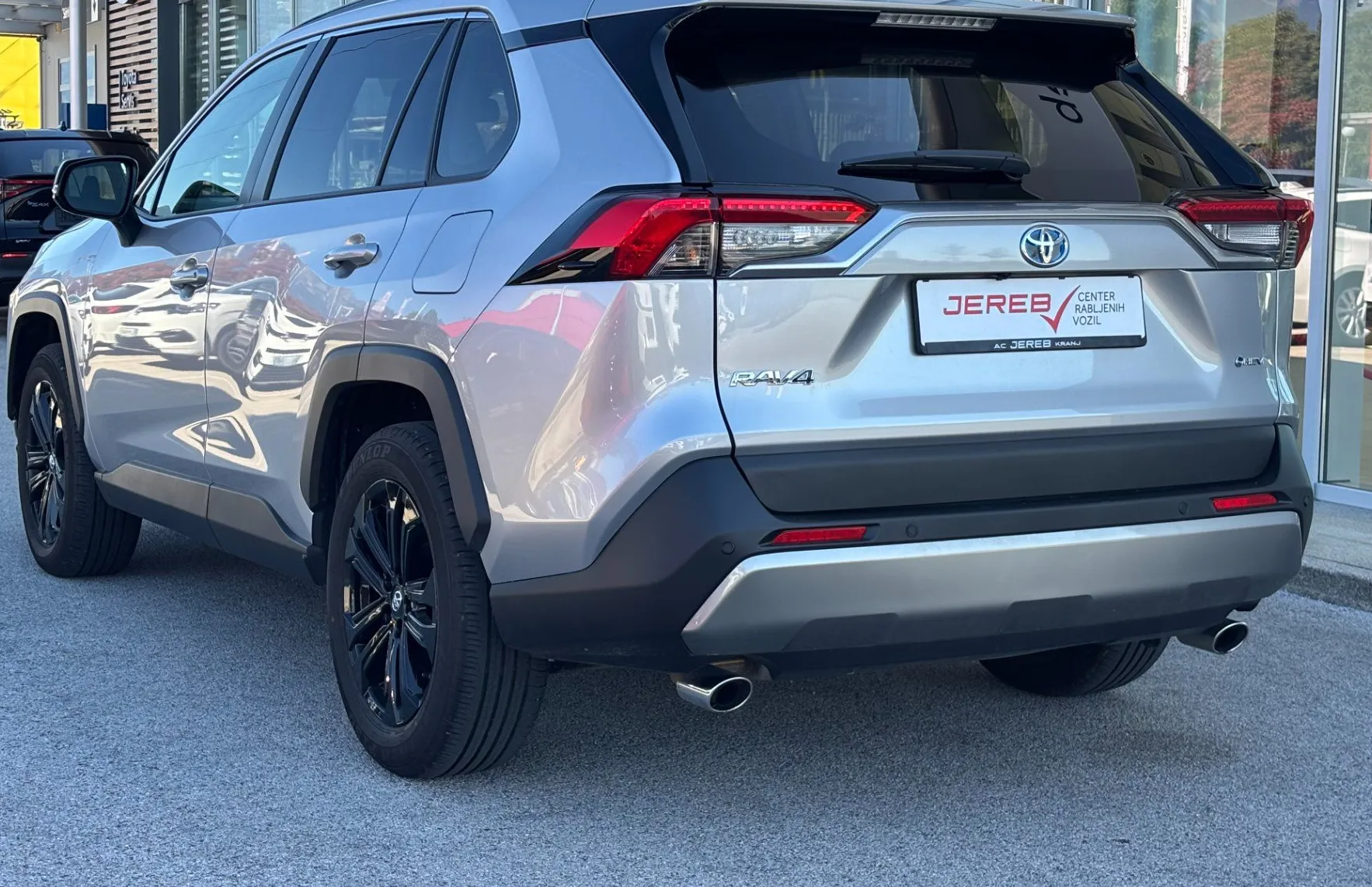 Zunanja slika - Toyota RAV4 - Hybrid AWD 2.5 Elegant Tech - 2