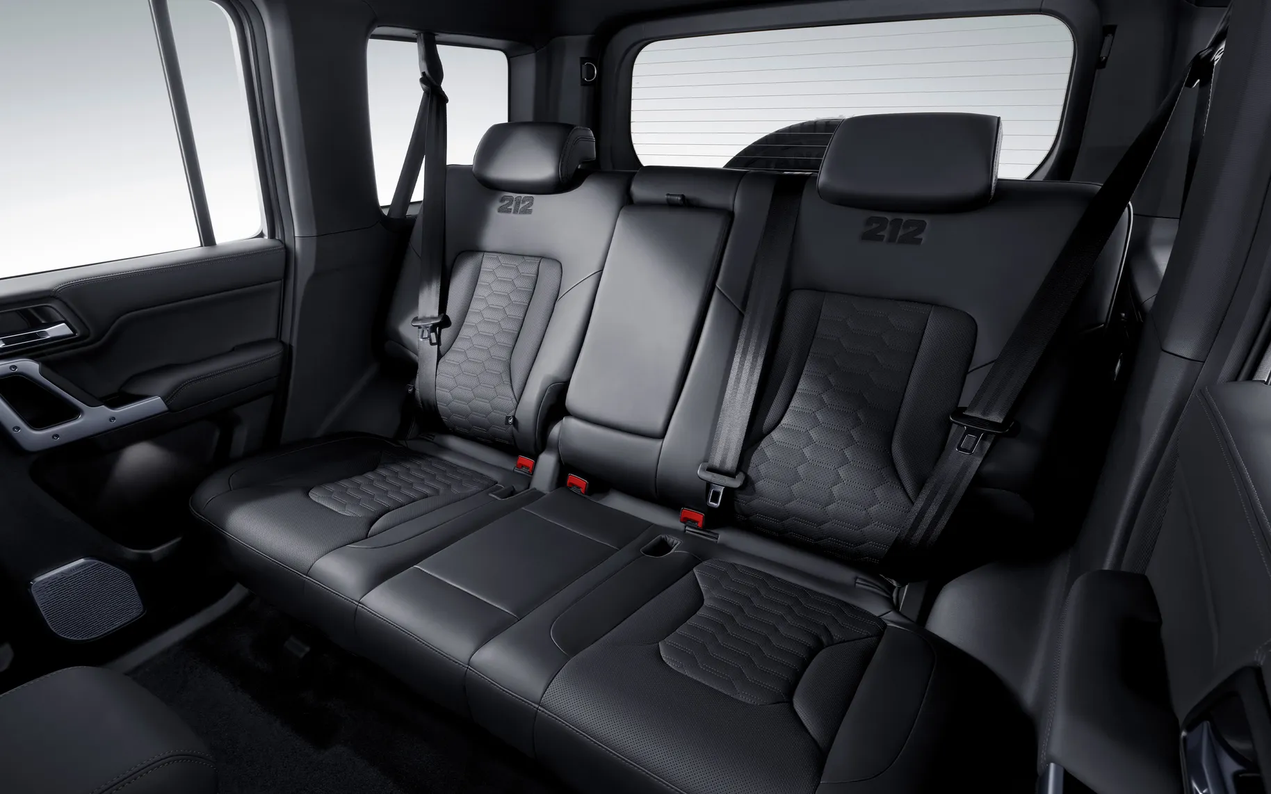 Zunanja slika - BAW 212 - T01 Adventurer Diesel - DIZEL - DOBAVA 12/2026 - 11