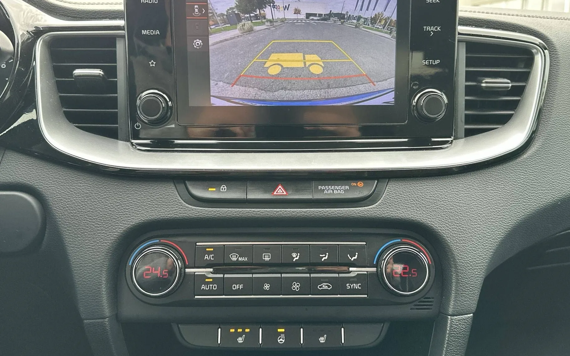Notranja slika - KIA XCeed - 1.5 T-GDI EX WAY - 17