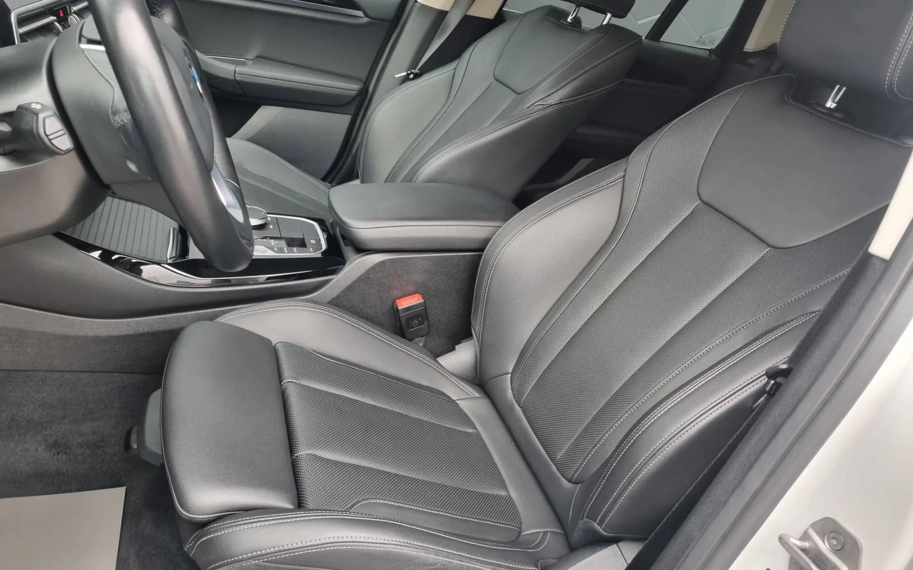 Zunanja slika - BMW X3 - serija : sDrive18d Avt.-LED-Usnje-Kamera-Navi-Keyless - 12