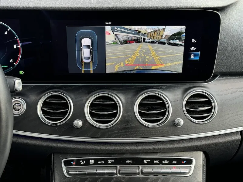 Zunanja slika - Mercedes-Benz E-Razred - E 220 d •VIRTUAL•DAB•TEMP•LIVE TRAFFIC - 15