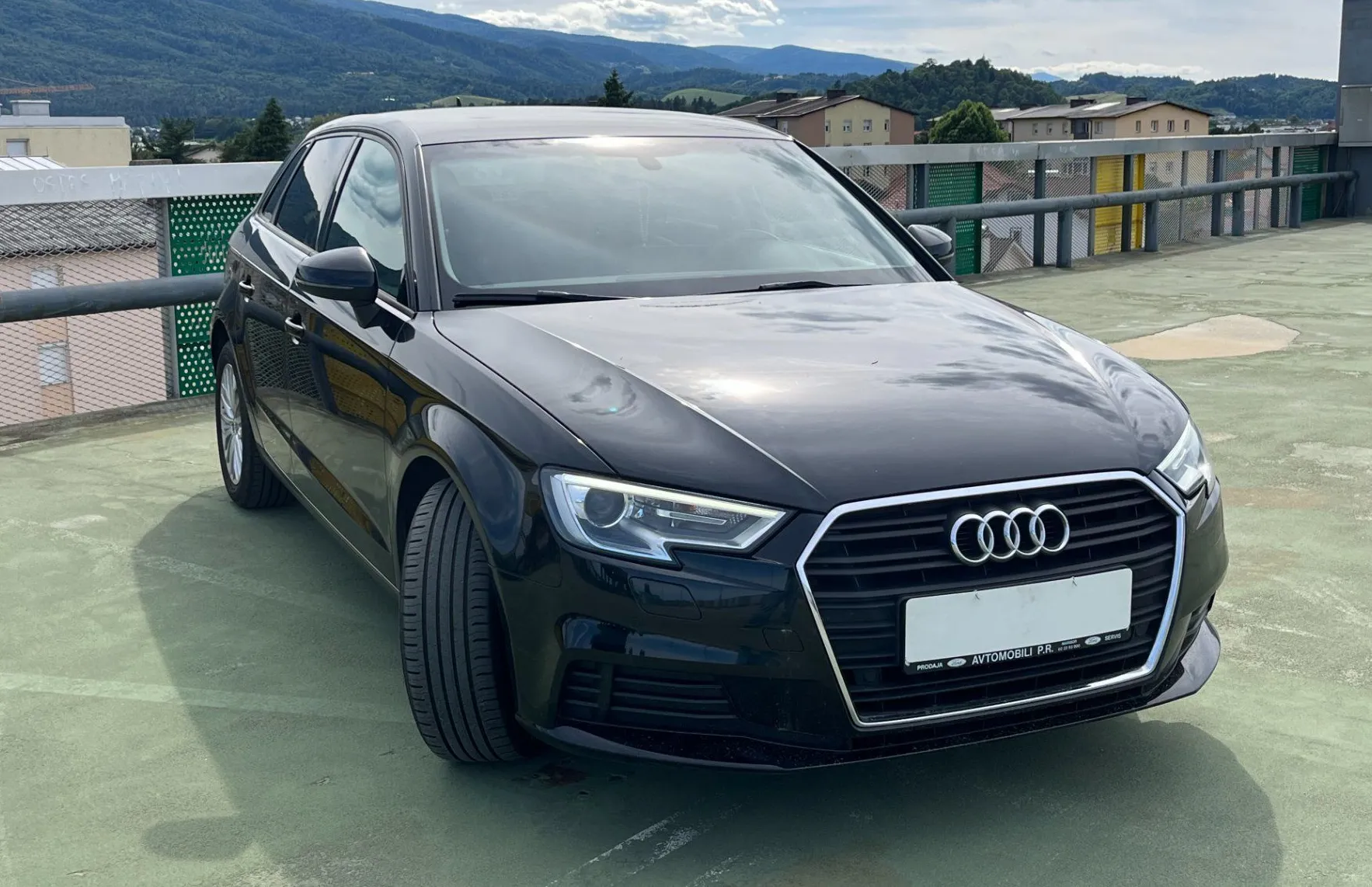 Zunanja slika - Audi A3 - Sportback 1.6 TDI 2X PDC.TEMPO.XEN. SAMO 103.000KM - 3