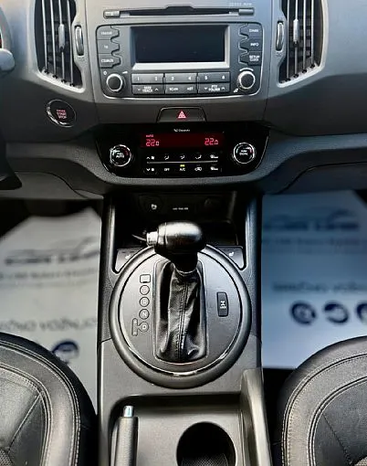 Zunanja slika - KIA Sportage - AWD 2.0 CRDi .Avtomatik 4x4 - 10