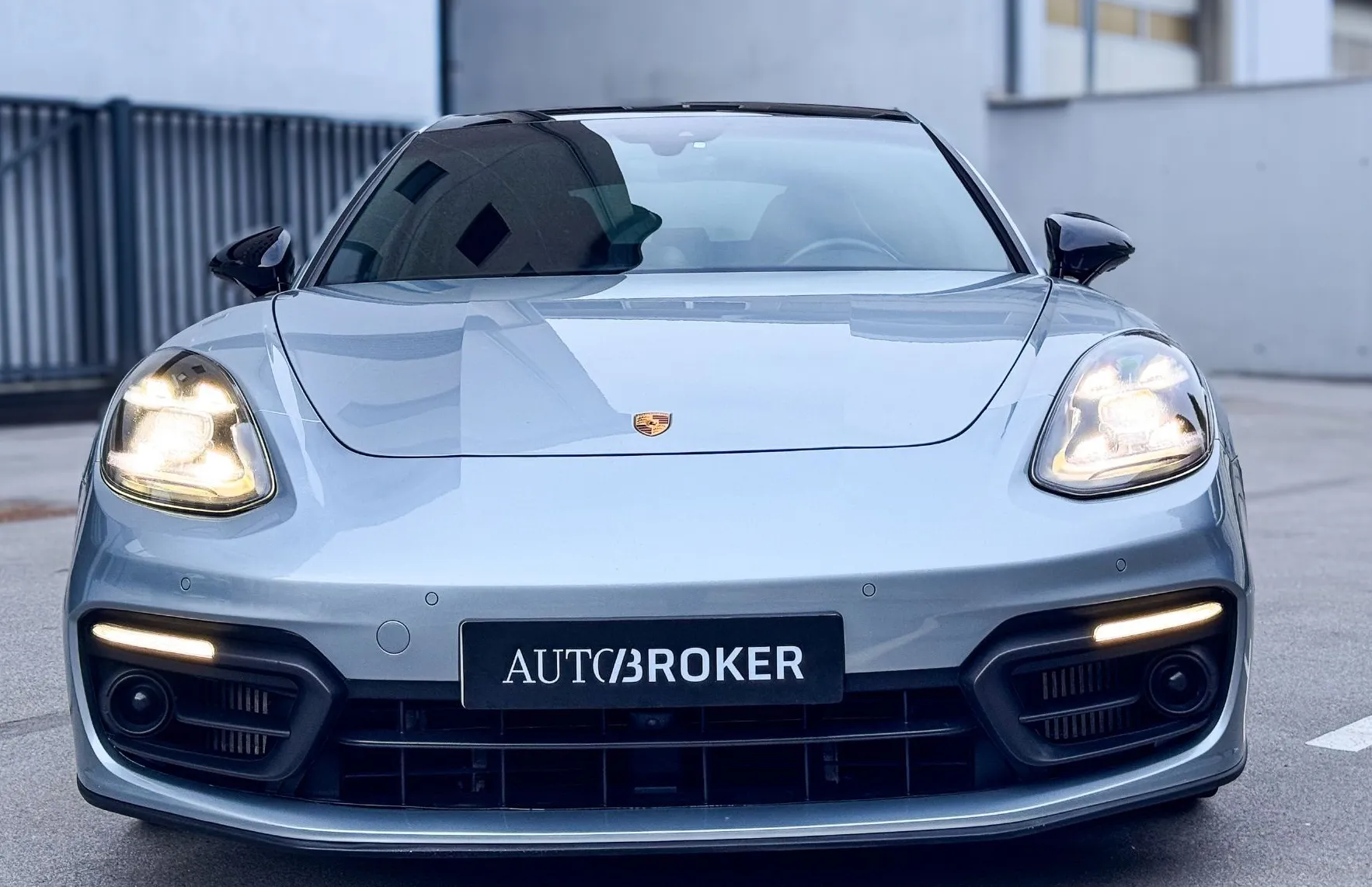 Zunanja slika - Porsche Panamera - 2.9 4S e-hybrid PDK 4WD ParkAssist Panorama PDLS+ - 2