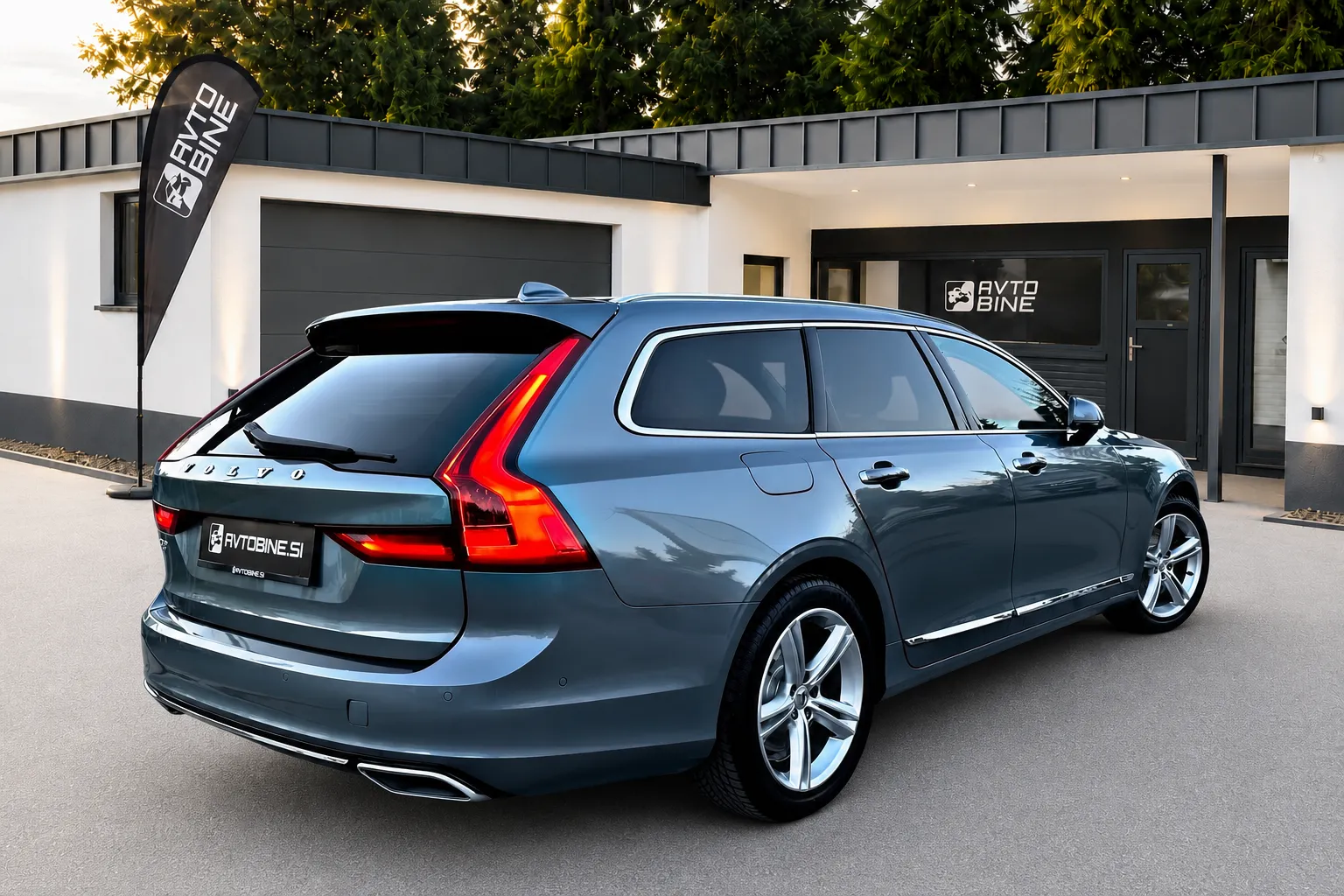 Zunanja slika - Volvo V90 - D5 A AWD Inscription•HEAD UP•PANO•NAVI•ODLIČEN - 11