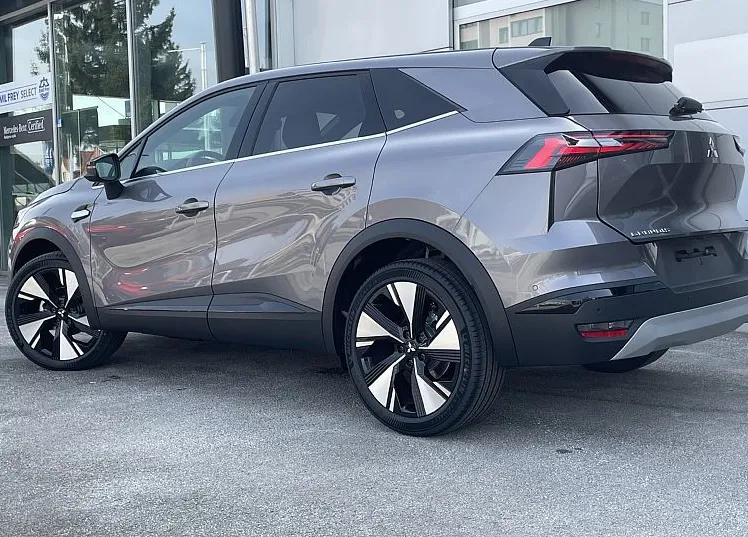 Zunanja slika - Mitsubishi Grandis - 1.3 DI-T MHEV 103kW DCT7 Intense+ AKCIJA - 5