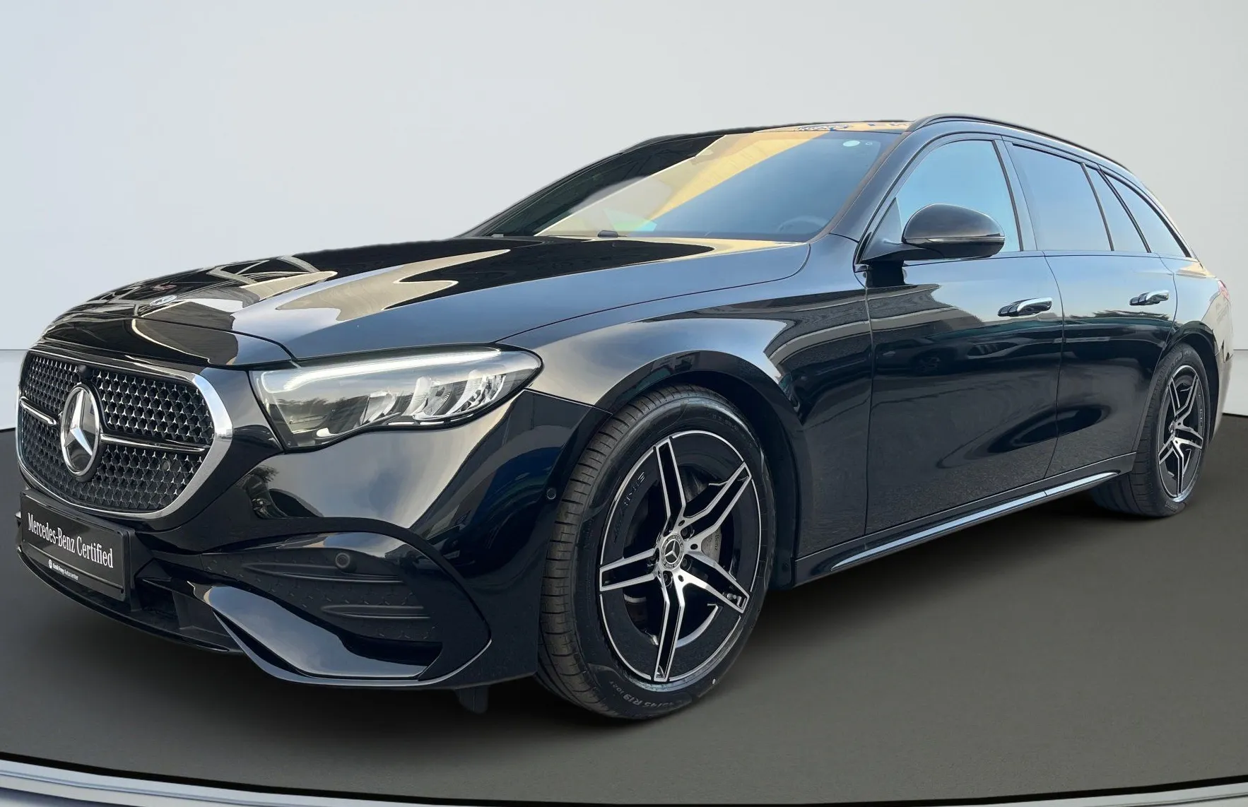 Zunanja slika - Mercedes-Benz E-Razred - E 220 d T AMG Line Avt. - 1