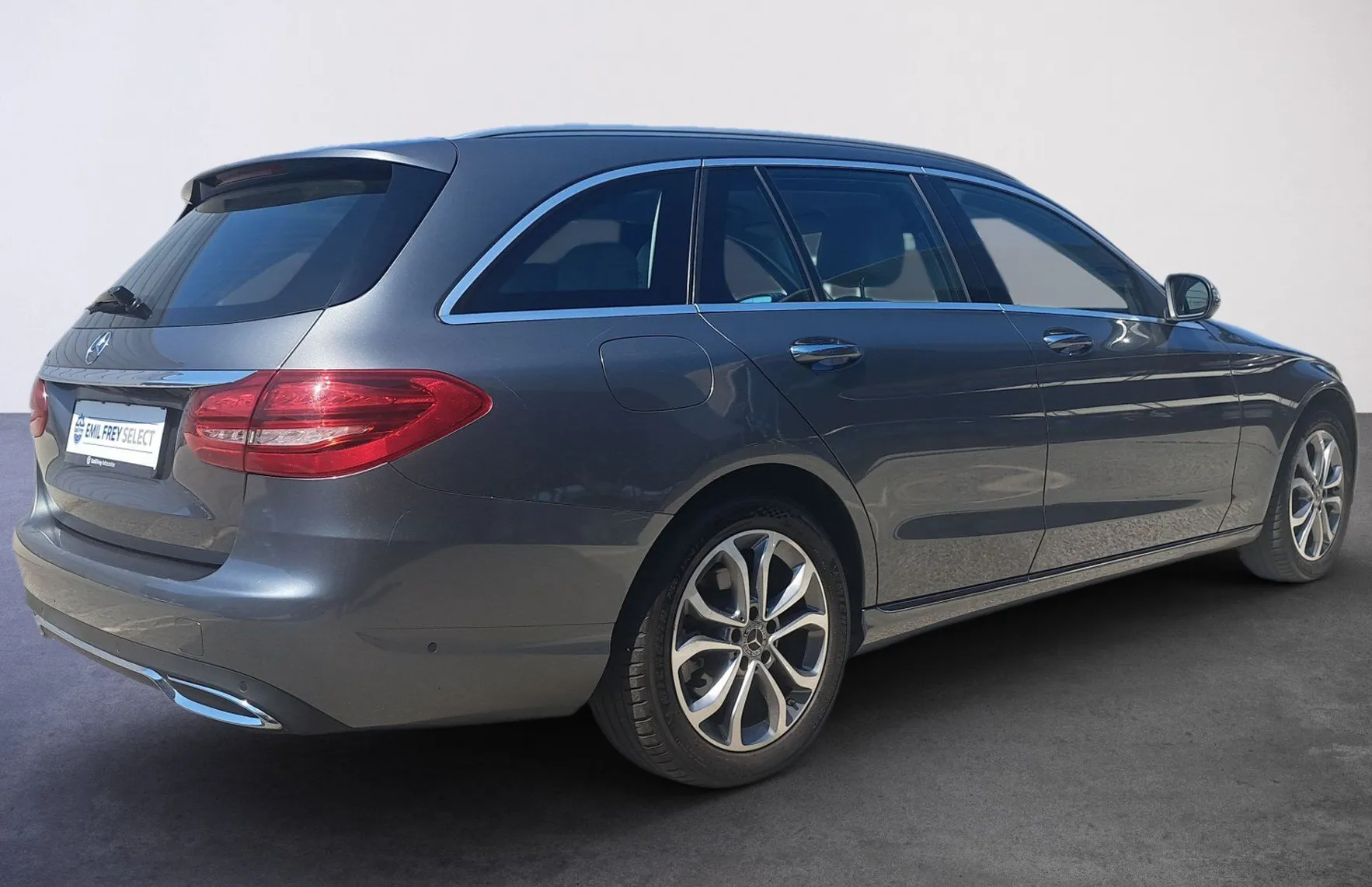 Zunanja slika - Mercedes-Benz C-Razred - C 220 d T Avantgarde - 3