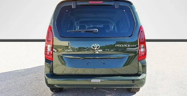 Zunanja slika - Toyota Proace - City Verso 1.5 D-4D S S Family 96kW A T8 Long - 4