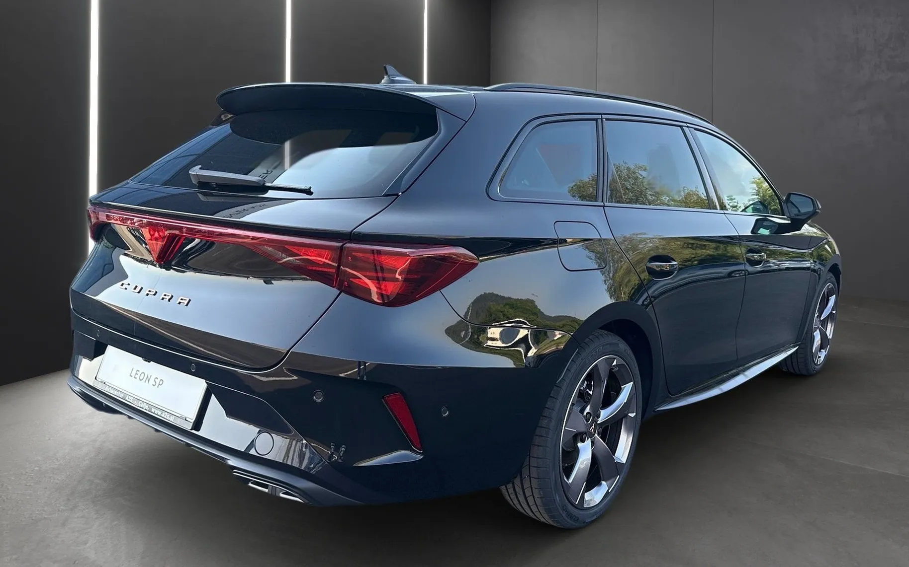 Zunanja slika - Cupra Leon - ST 1.5 eTSI DSG - 3