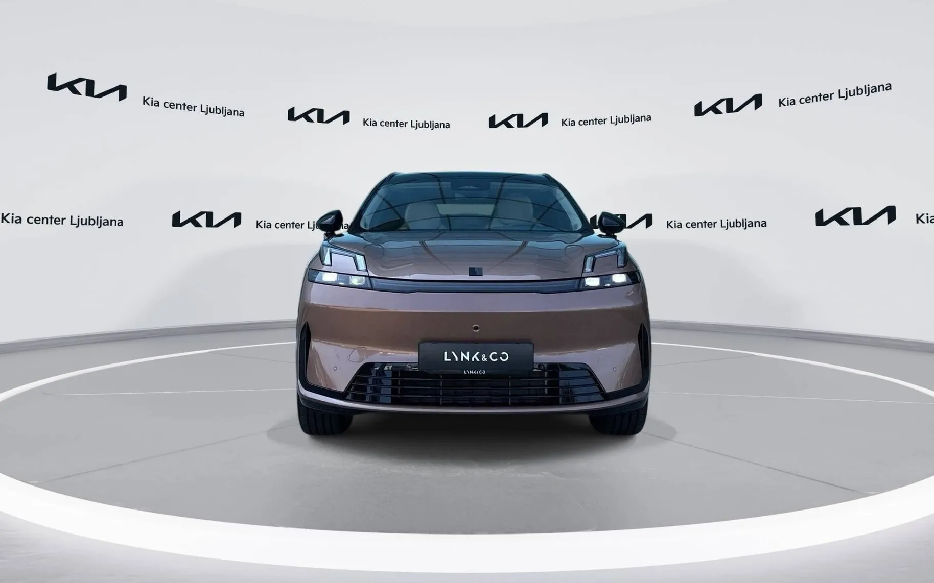 Zunanja slika - Lynk & Co 08 - More PHEV... - 2