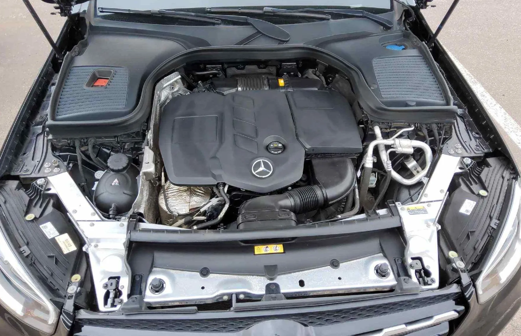 Zunanja slika - Mercedes-Benz GLC-Razred - GLC 220 d 4MATIC Avt..NEMŠKI+4ALU.LED.KAMERA.USNJE - 9