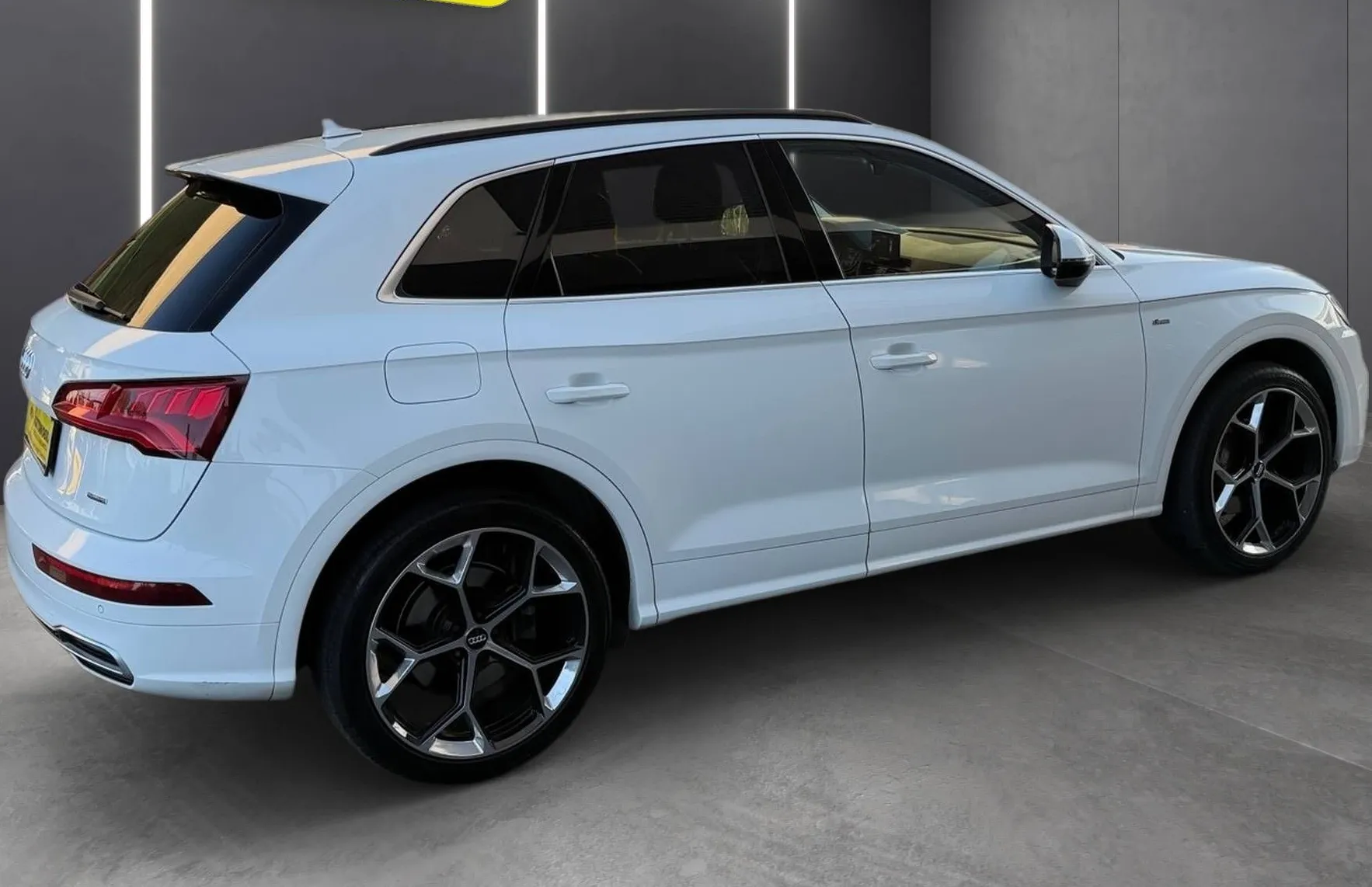 Zunanja slika - Audi Q5 - 2.0 TDI 4X4 S LINE MATRIX NAVIGACIJA GR.SEDEŽEV T. - 7
