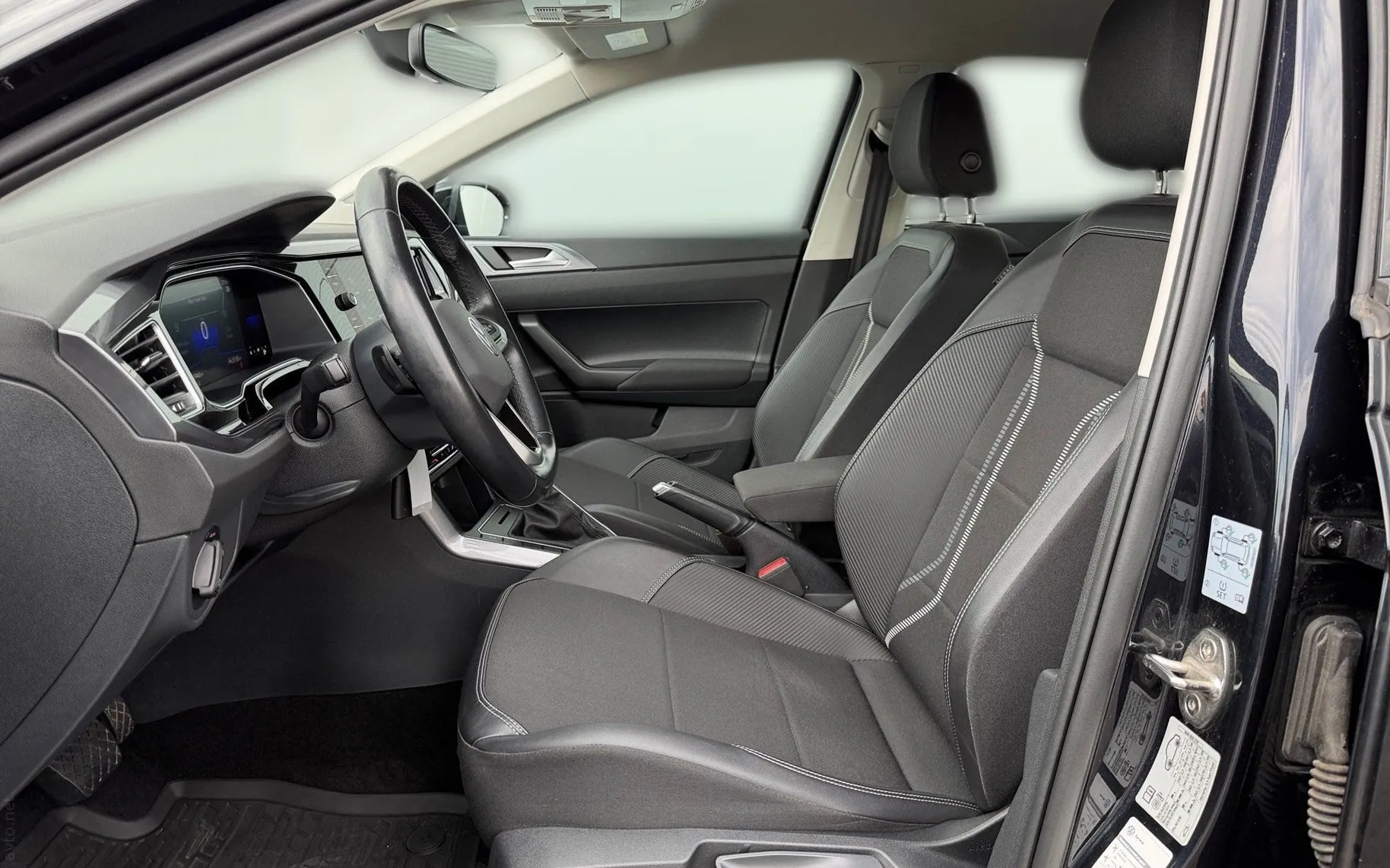 Notranja slika - Volkswagen Taigo - 1.0 TSI Style DSG-ACC-PDC-Vzvr.kamera-AppConnect.. - 7