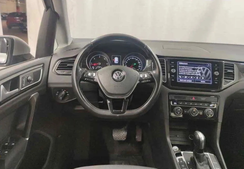 Zunanja slika - Volkswagen Golf - Sportsvan 2.0 TDI Highline DSG.LUKSENBURG.KAMERA.LED.110 KW - 9