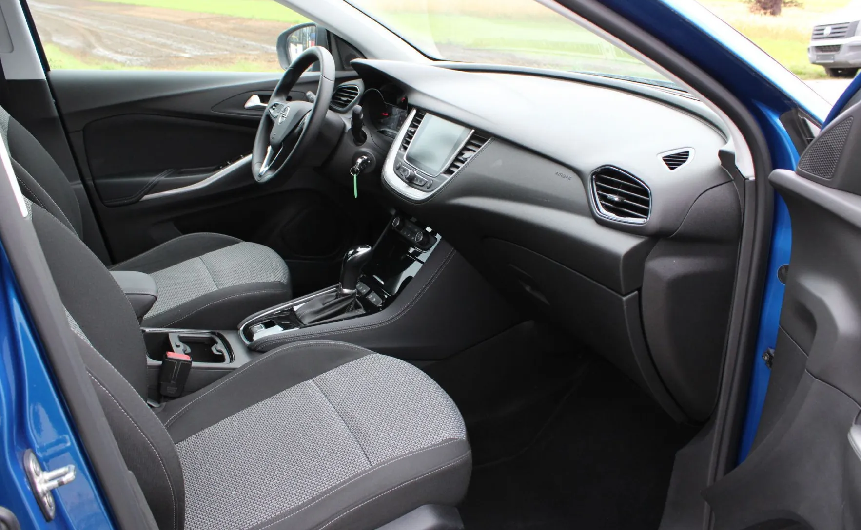 Zunanja slika - Opel Grandland X - 1.2 TURBO 96KW AUTO NAVI-ALU-PDC 360-KAMERA - 14