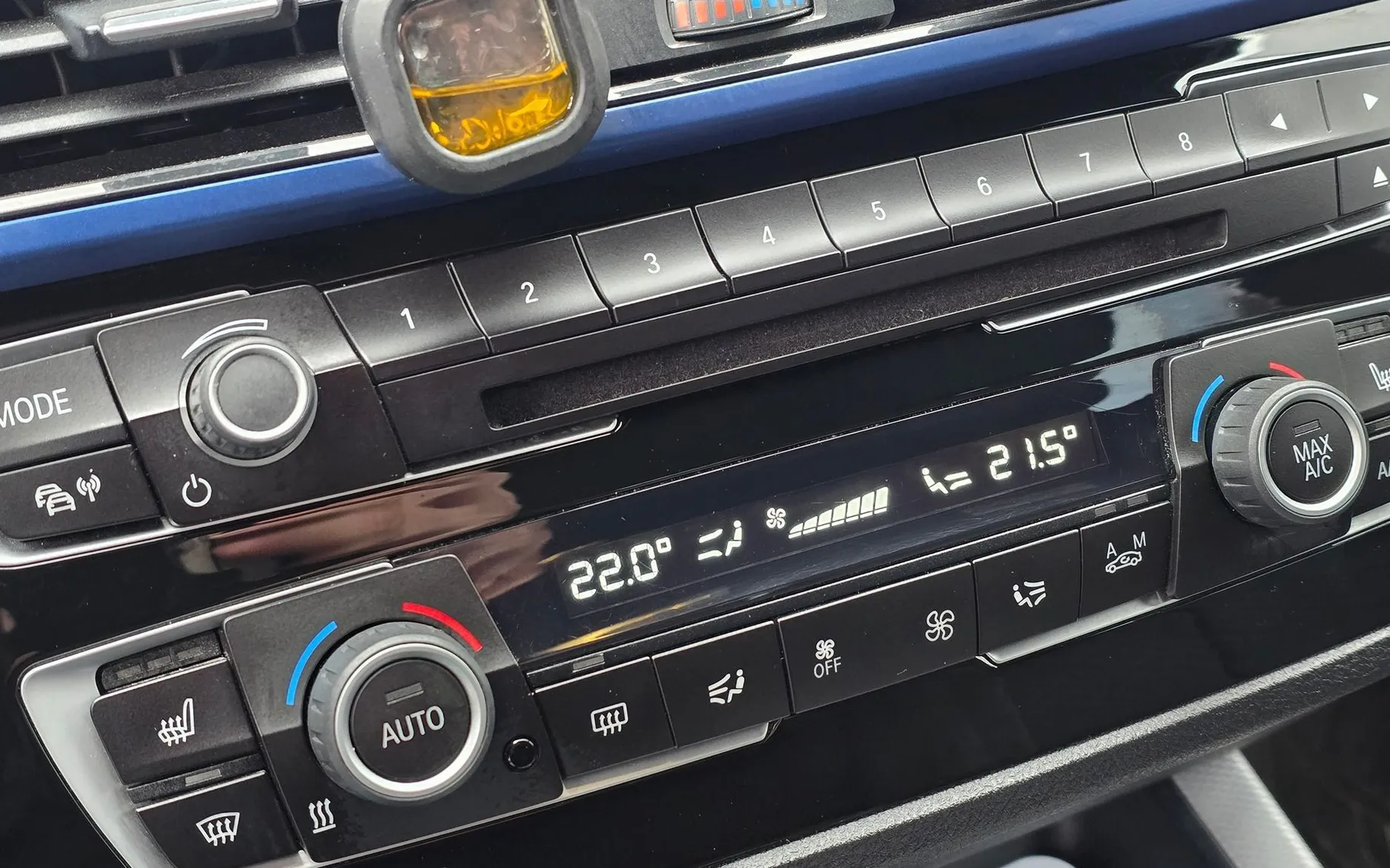 Zunanja slika - BMW Serija 1 - : 116D M SPORT LED-AVT.-NAVI-1.LASTNIK-SLOVENSKI - 16