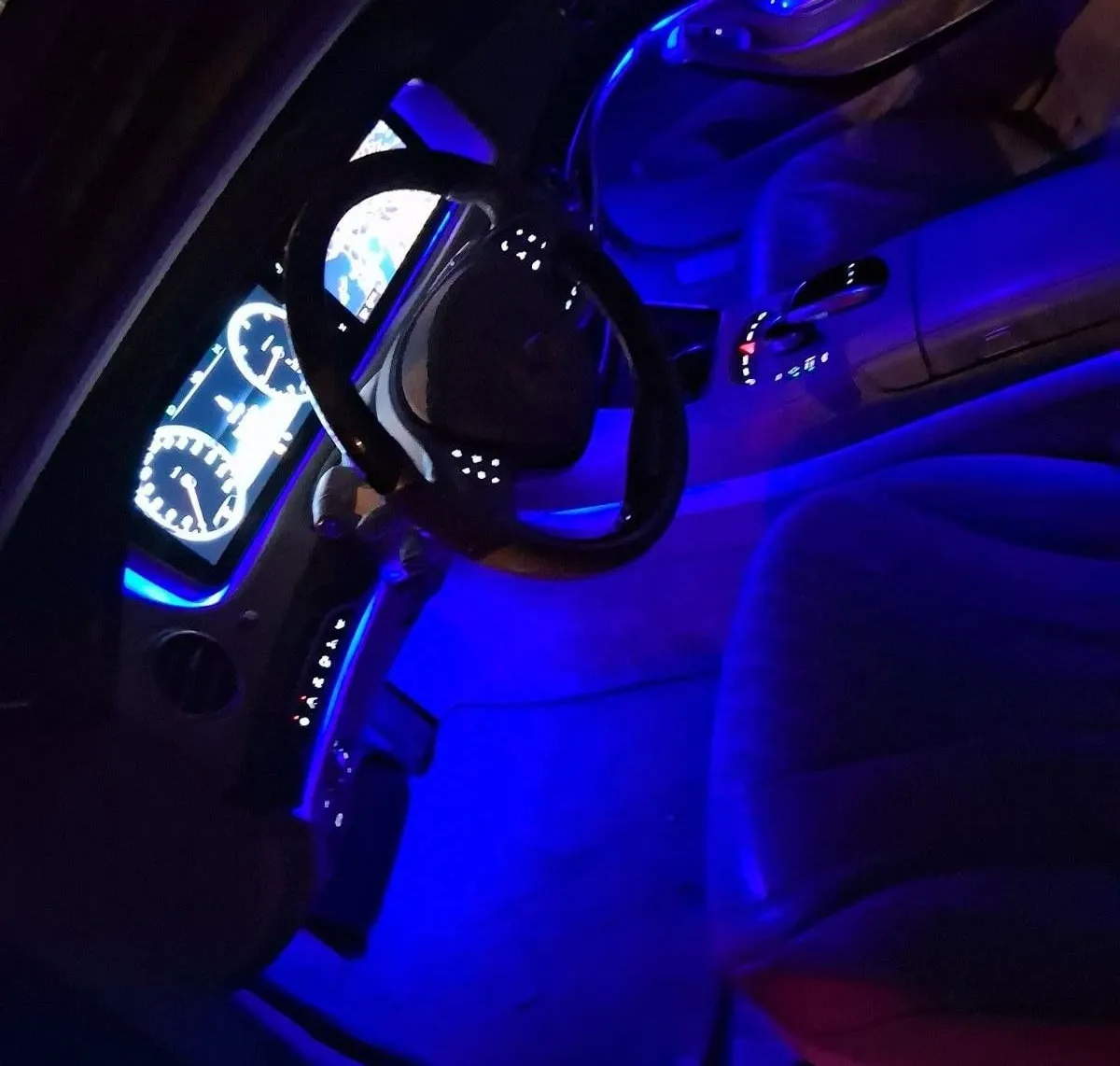 Notranja slika - Mercedes-Benz S-Razred - 350 d 4MATIC LONG DVD PAN. FACELIFT AMG 63 LOOK - 11