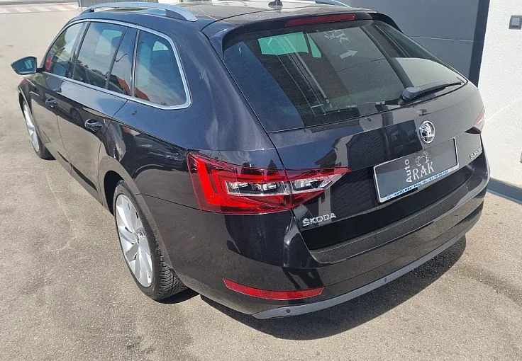 Zunanja slika - Škoda Superb - Combi 2.0 TDI Style DSG ACC.LANE ASS... - 5