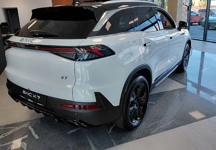 Zunanja slika - Baic X7 - 1.5T DCT 177KM 2WD - NA ZALOGI - 3
