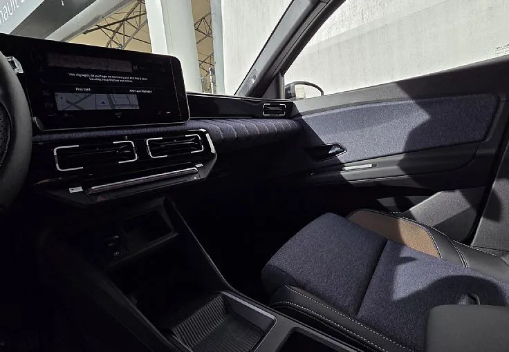 Zunanja slika - Renault 5 E-tech - Techno EV52+Pomoč pri parkiranju 360 - 11