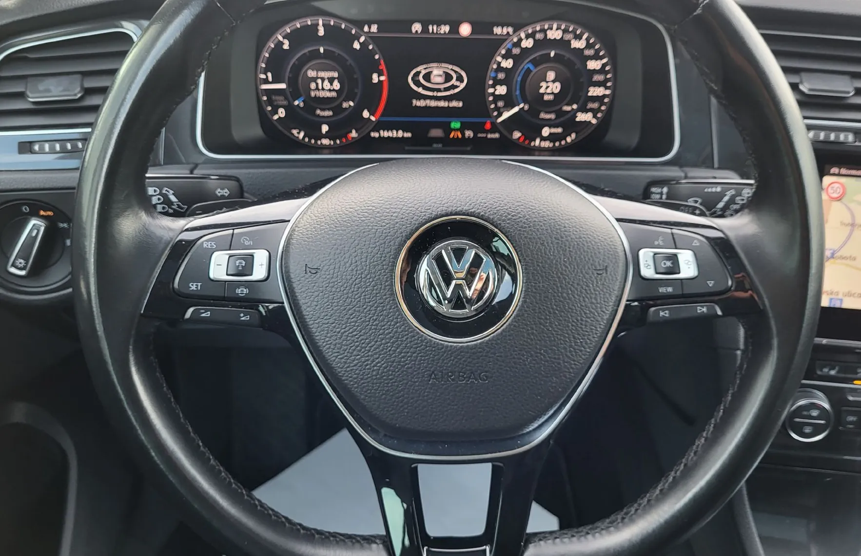 Zunanja slika - Volkswagen Golf - Variant 1.6 TDI R-Line avt. - 7