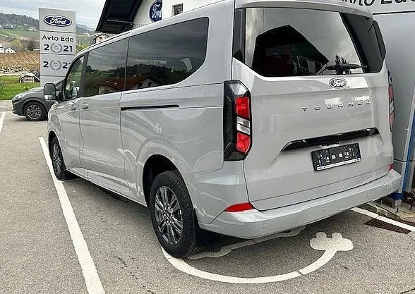 Zunanja slika - Ford Tourneo - Custom TITANIUM 2.0 TDCi 170KM A8 L2H1 FWD - DOBAVA FEB. - 2