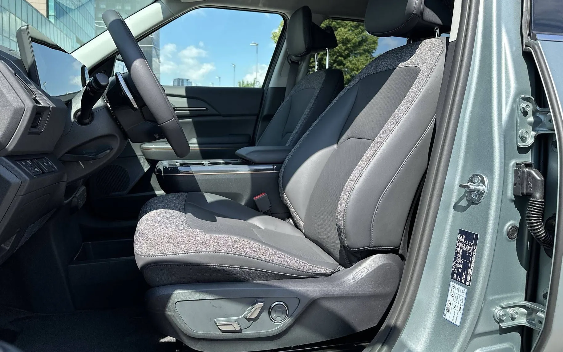 Notranja slika - KIA EV5 - Air - 10